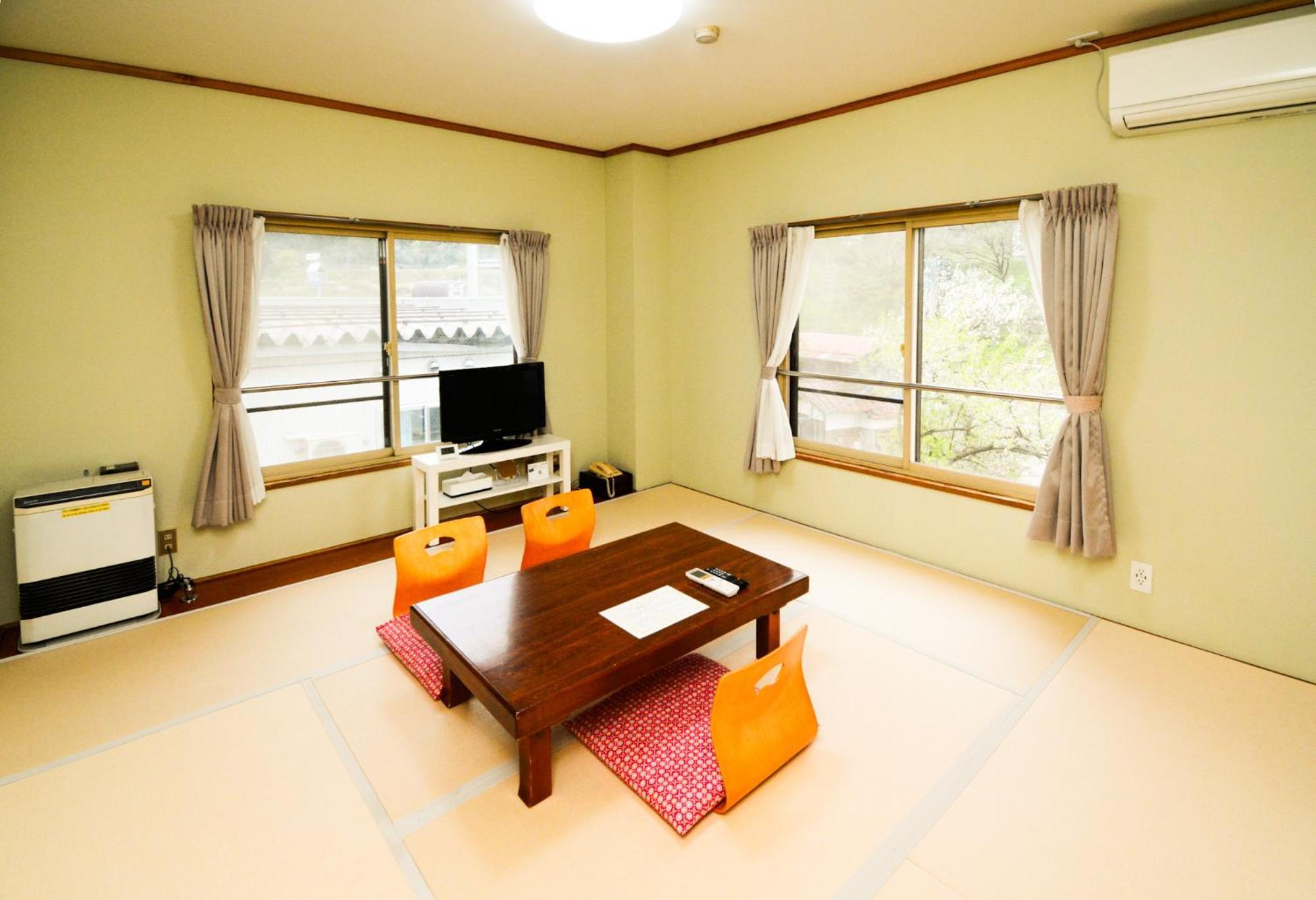 Villa Belle Vue Nishiura à Minamiuonuma Extérieur photo